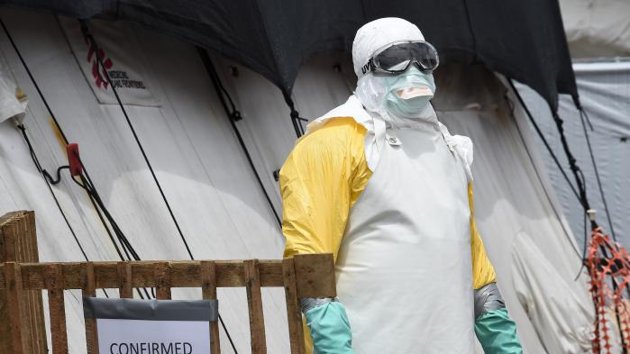 Tình trạng sức khỏe của nữ y tá người Pháp nhiễm Ebola có dấu hiệu cải thiện